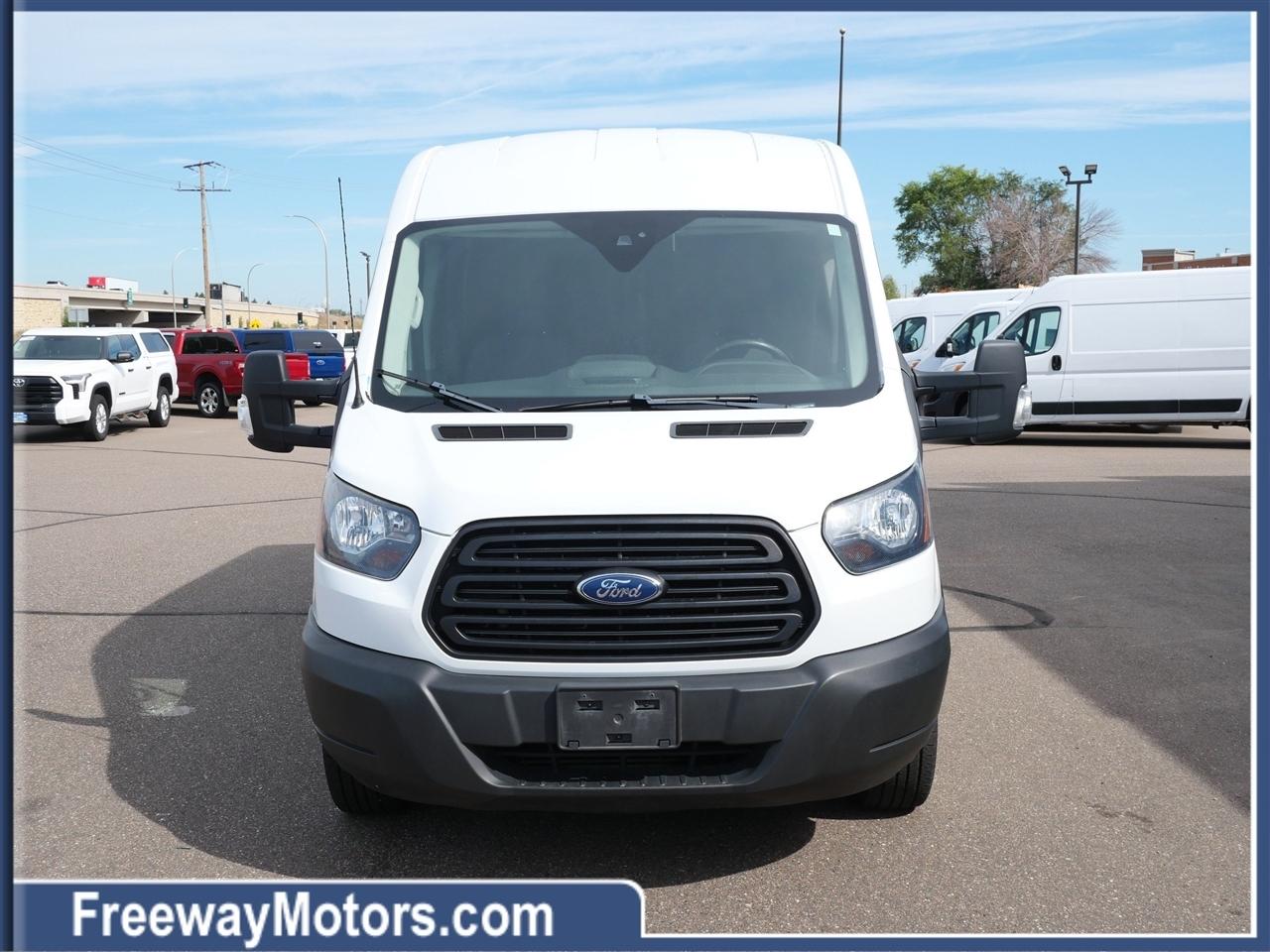 Ford Transit Van T-250 148" Med Rf 9000 GVWR Sliding RH Dr 2019