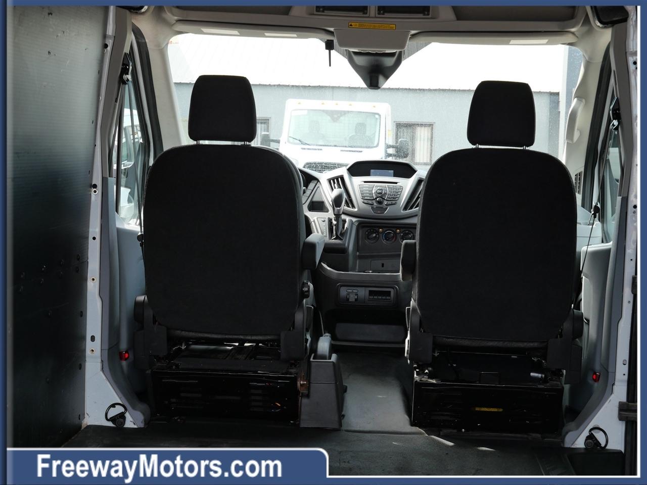 Ford Transit Van T-250 148" Med Rf 9000 GVWR Sliding RH Dr 2019