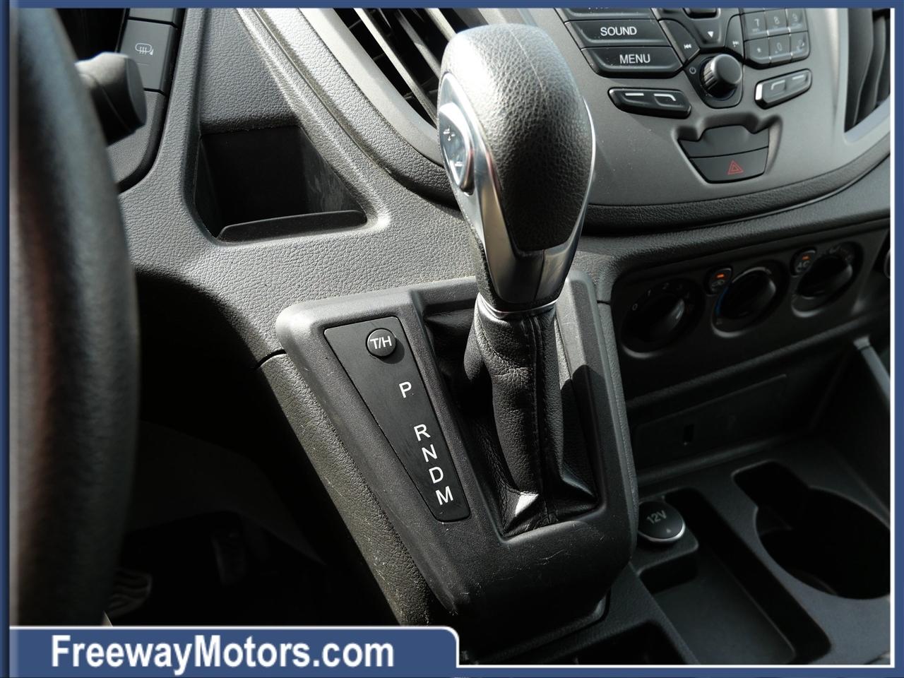 Ford Transit Van T-250 148" Med Rf 9000 GVWR Sliding RH Dr 2019