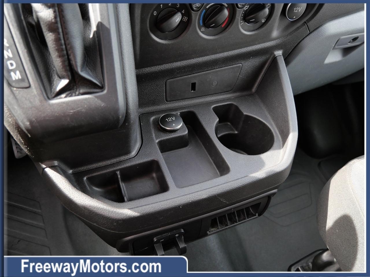 Ford Transit Van T-250 148" Med Rf 9000 GVWR Sliding RH Dr 2019