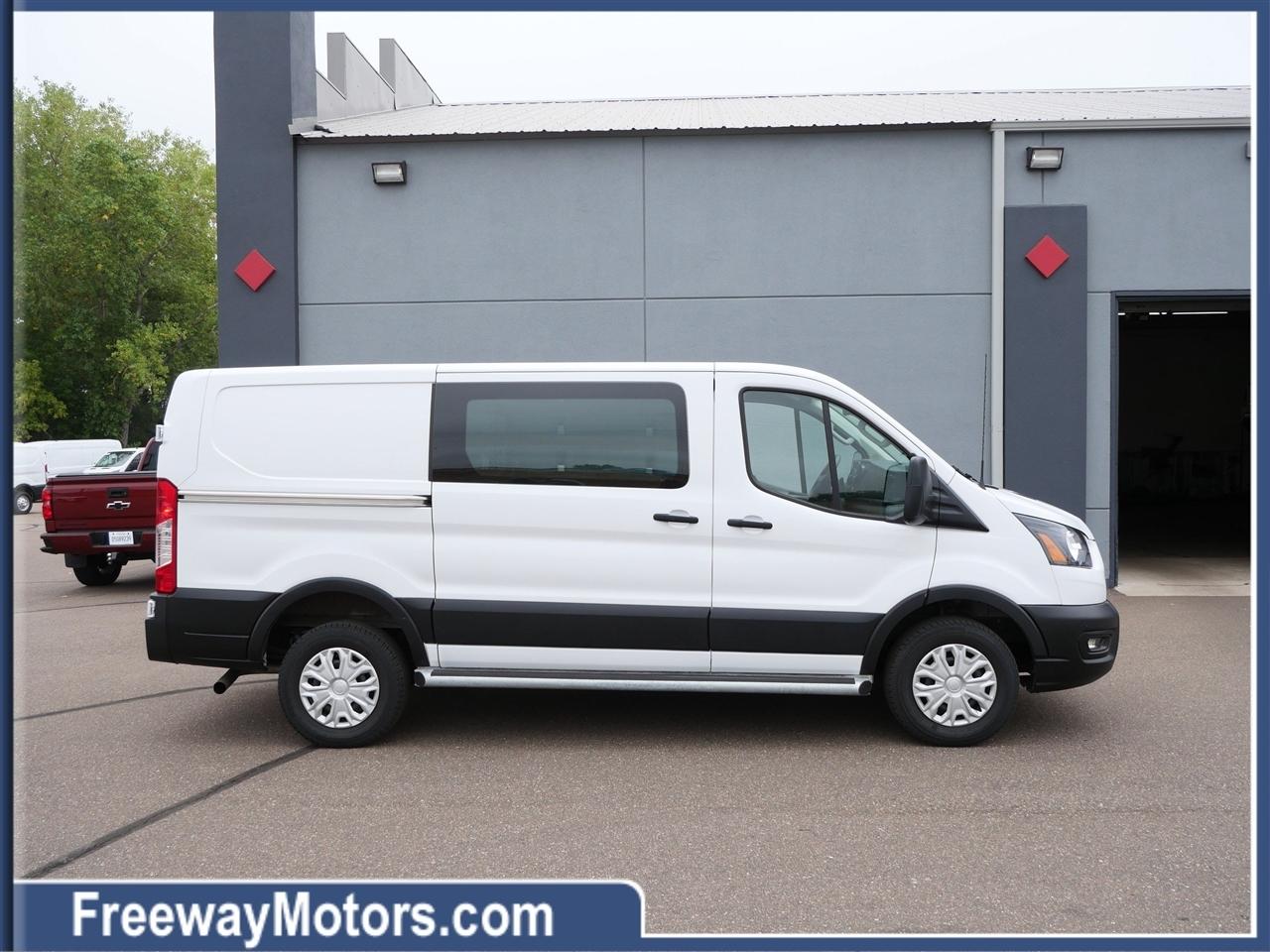 Ford Transit Cargo Van T-250 130" Low Rf 9070 GVWR RWD 2025