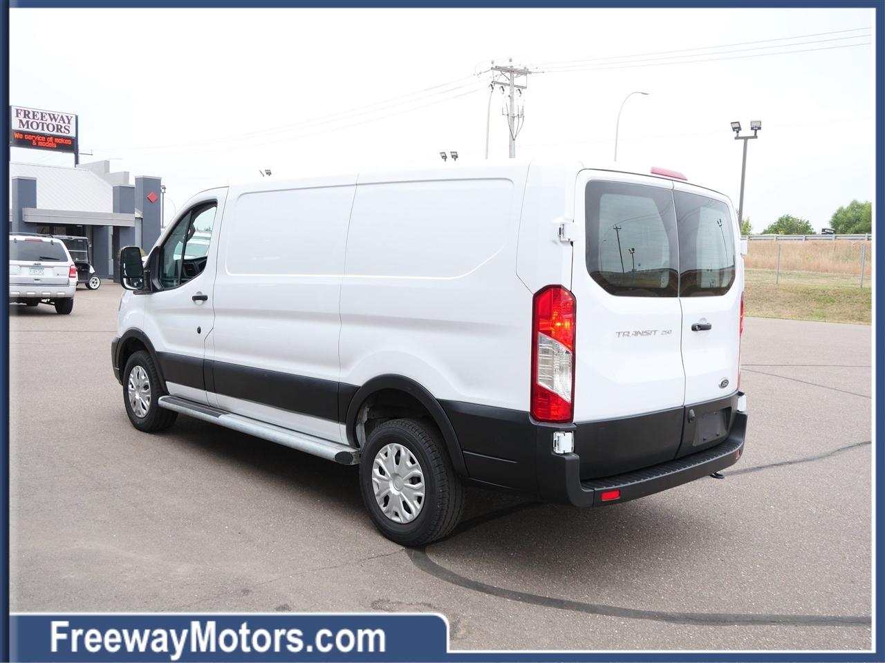 Ford Transit Cargo Van T-250 130" Low Rf 9070 GVWR RWD 2025