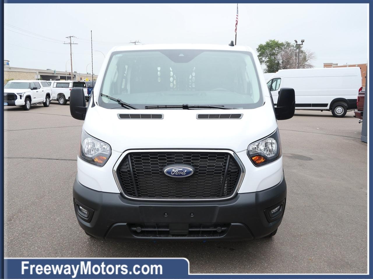 Ford Transit Cargo Van T-250 130" Low Rf 9070 GVWR RWD 2025