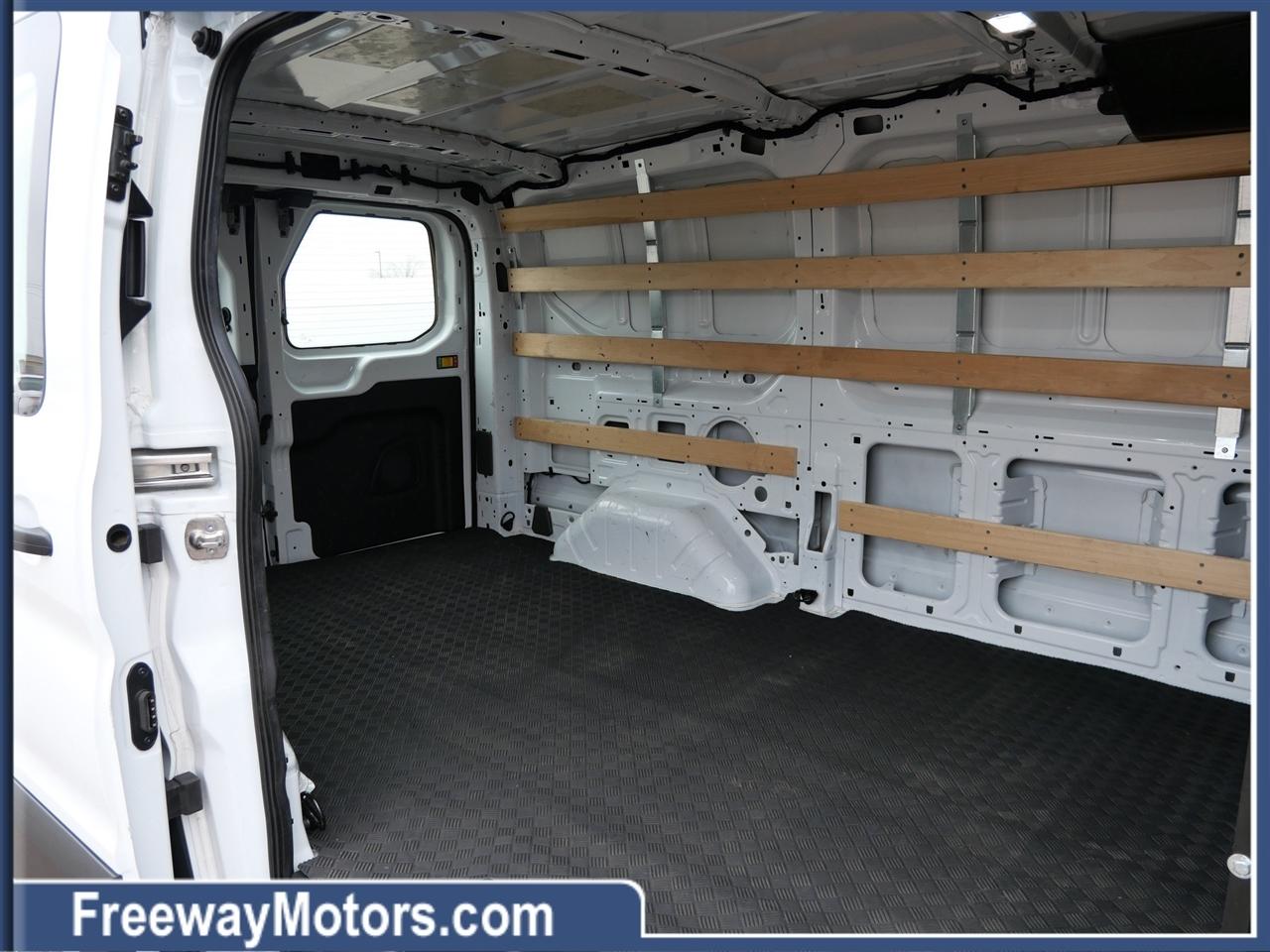 Ford Transit Cargo Van T-250 130" Low Rf 9070 GVWR RWD 2025