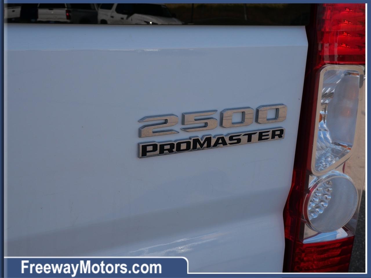 RAM ProMaster Cargo Van Tradesman 2500 Low Roof 136" WB w/Pass Seat 2025