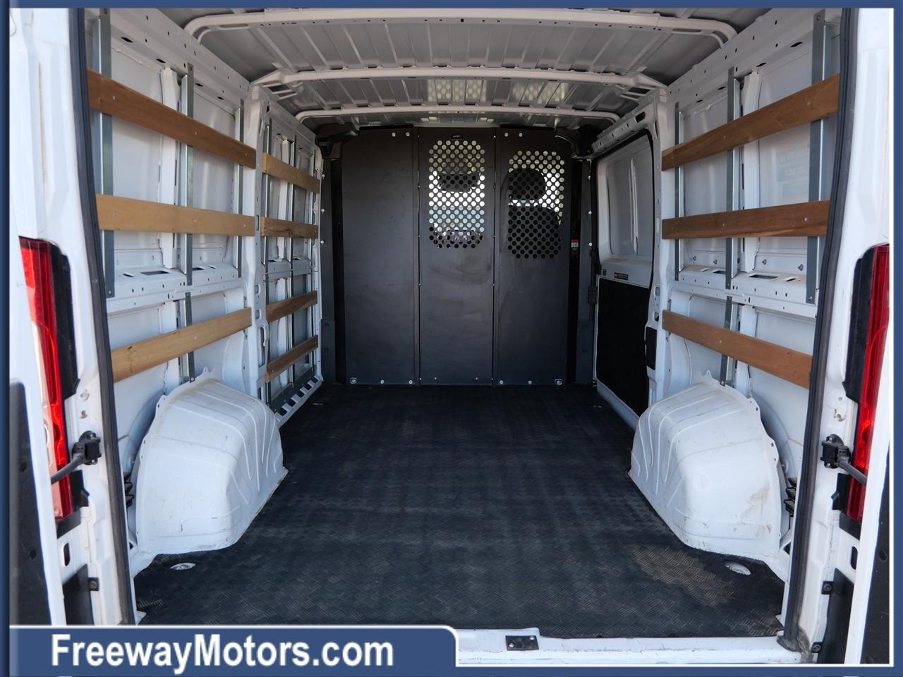 RAM ProMaster Cargo Van Tradesman 2500 Low Roof 136" WB w/Pass Seat 2025