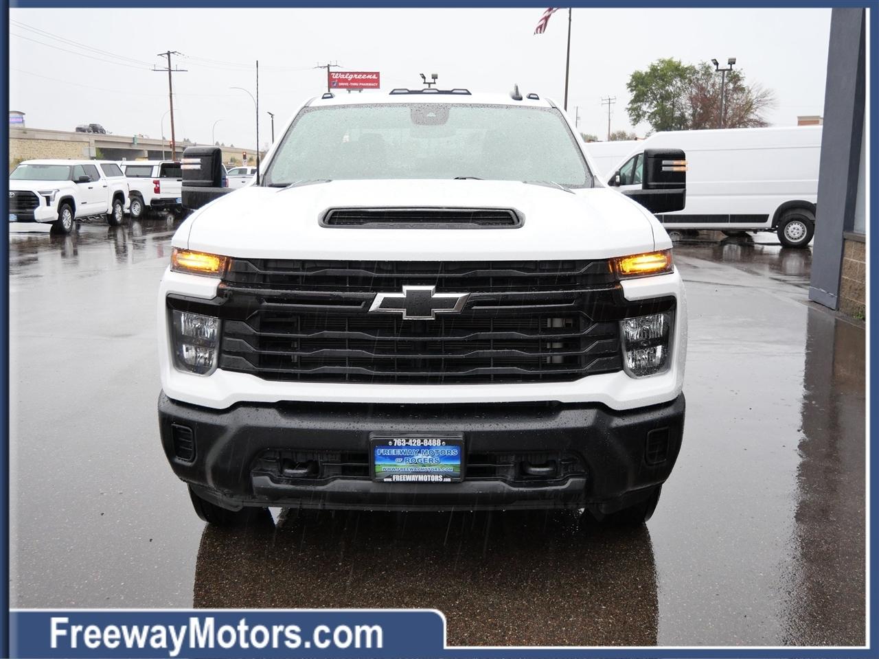 Chevrolet Silverado 2500HD 4WD Crew Cab 172" Work Truck 2024