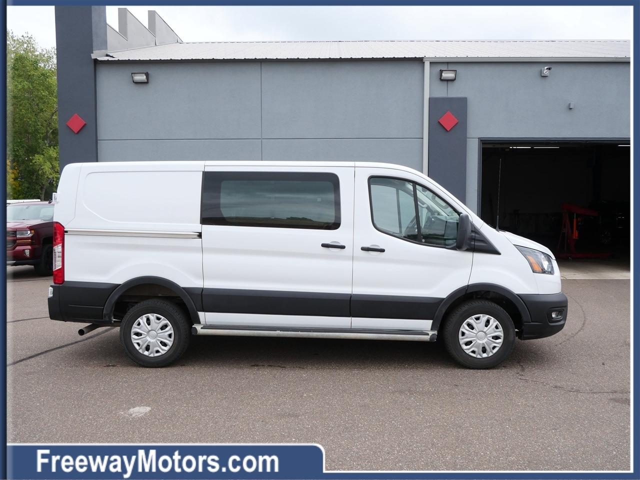 Ford Transit Cargo Van T-250 130" Low Rf 9070 GVWR RWD 2025