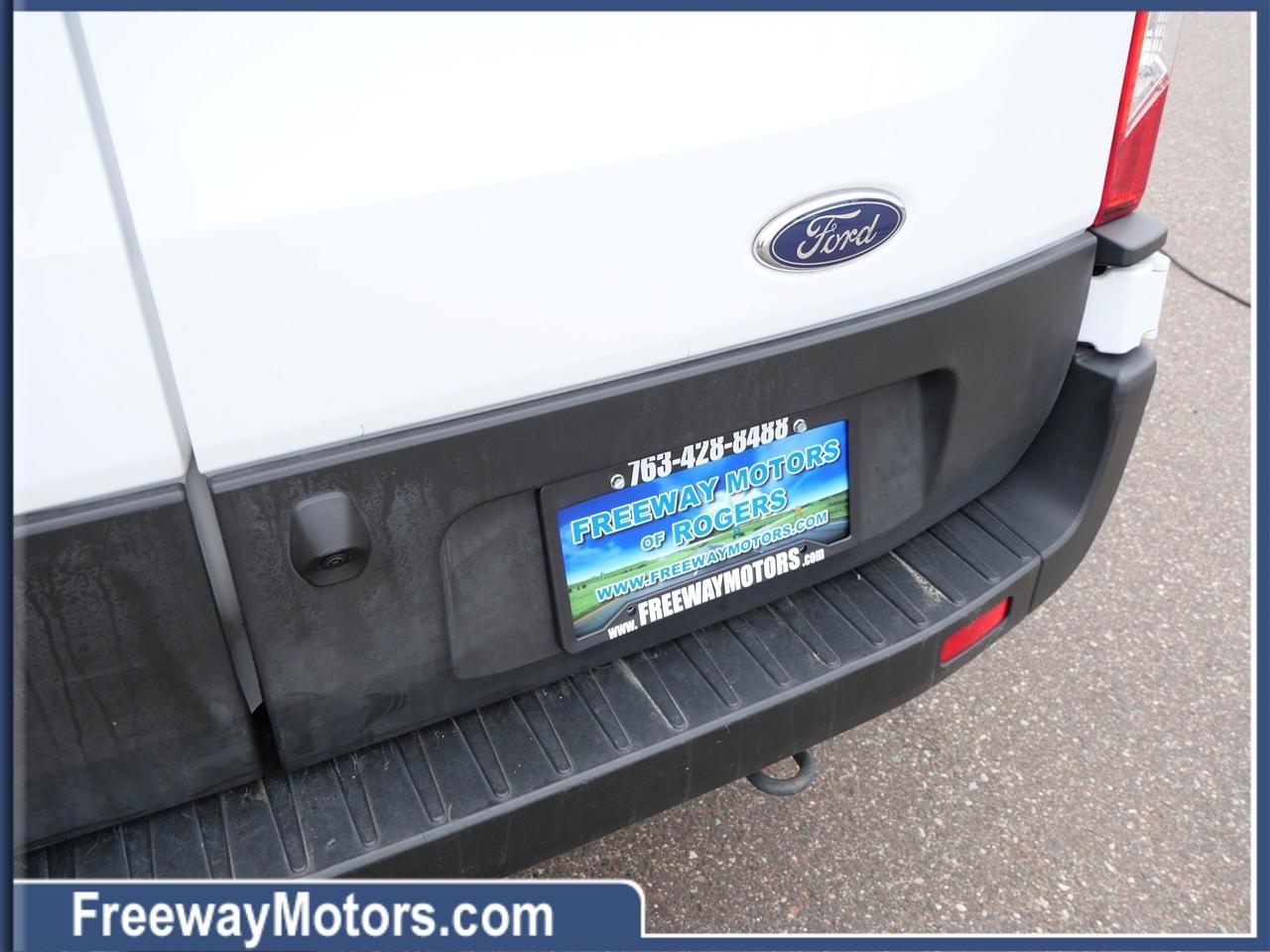 Ford Transit Cargo Van T-250 130" Low Rf 9070 GVWR RWD 2025