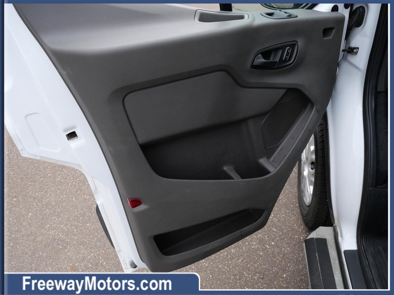 Ford Transit Cargo Van T-250 130" Low Rf 9070 GVWR RWD 2025