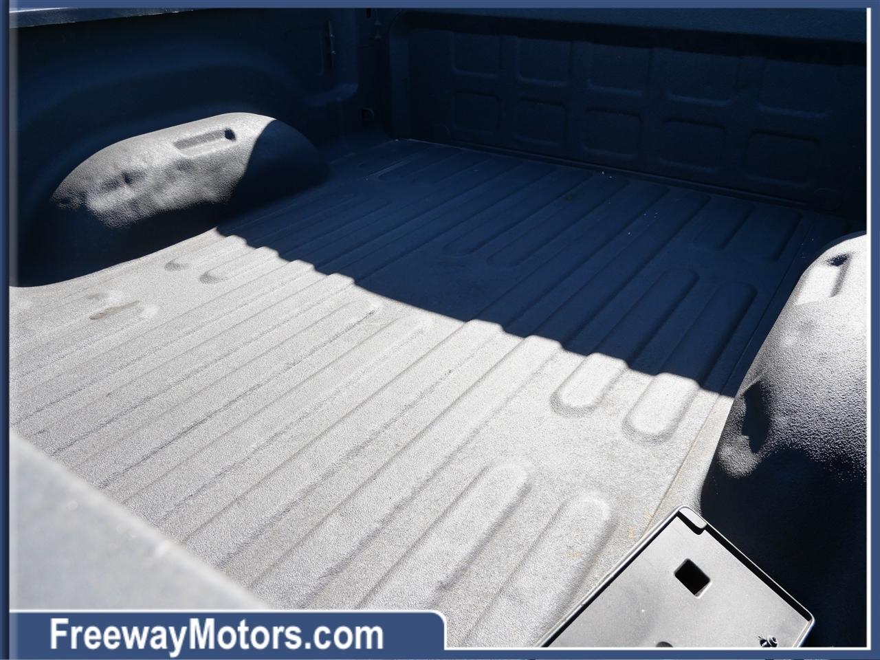 RAM 2500 Tradesman 4x4 Crew Cab 6'4" Box 2022