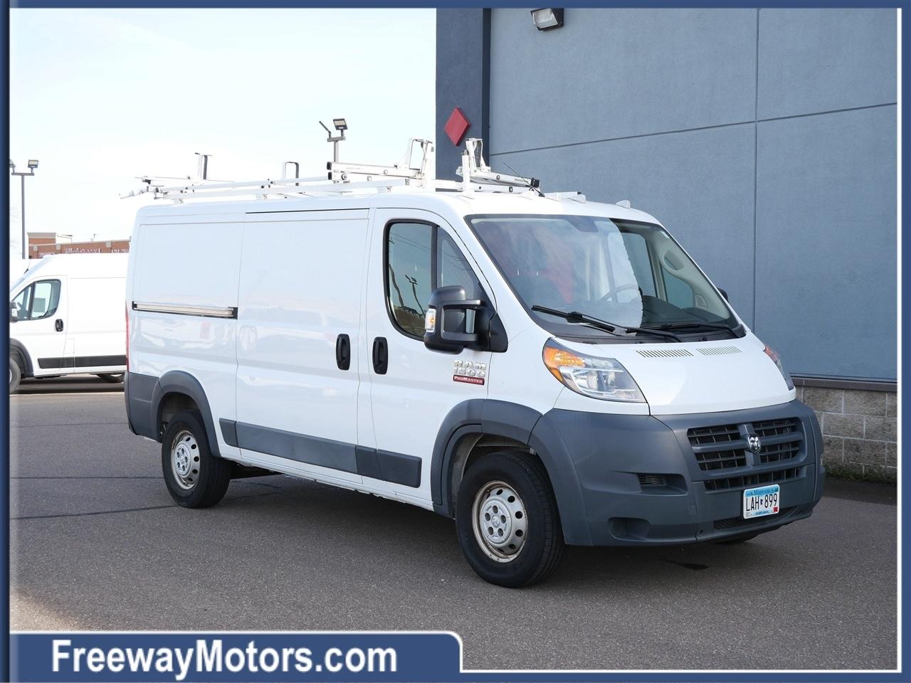 RAM ProMaster Cargo Van 1500 Low Roof 136" WB 2017