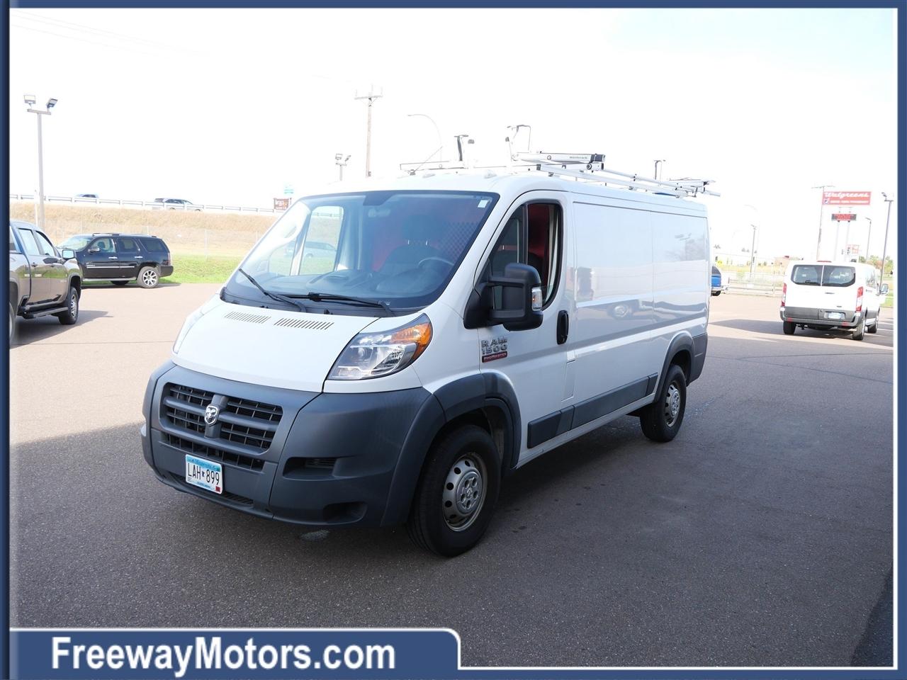 RAM ProMaster Cargo Van 1500 Low Roof 136" WB 2017