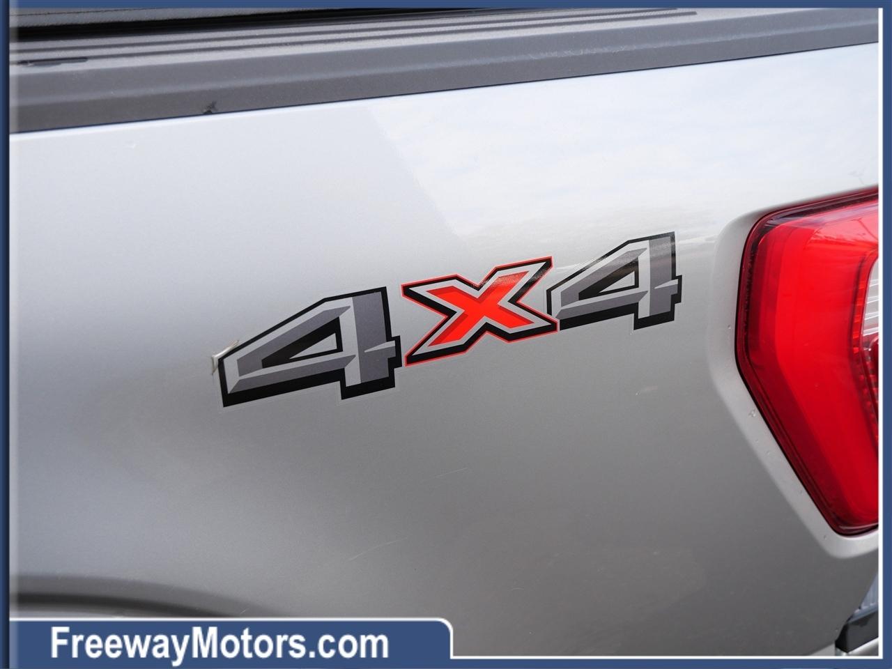 Ford F-150 XL 4WD SuperCrew 5.5' Box 2022