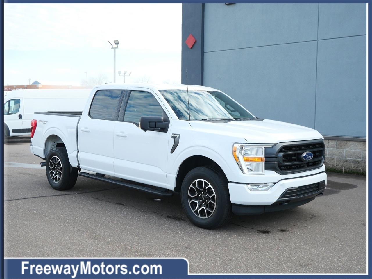 2022 Ford F-150 XL 4WD SuperCrew 5.5' Box
