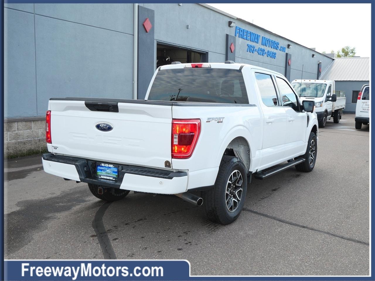 Ford F-150 XLT 4WD SuperCrew 5.5' Box 2022