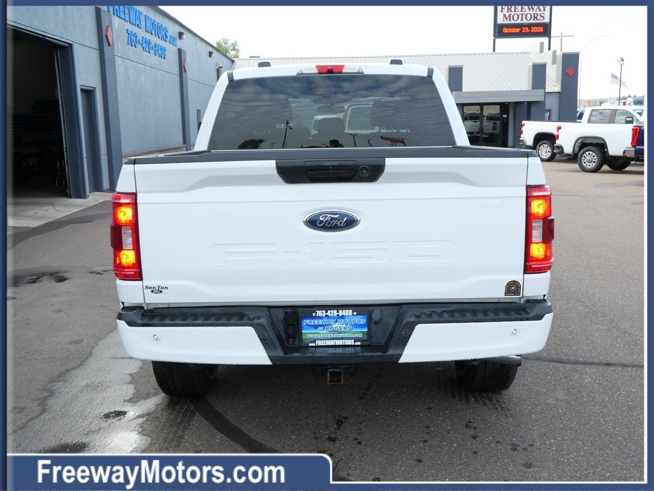 Ford F-150 XLT 4WD SuperCrew 5.5' Box 2022