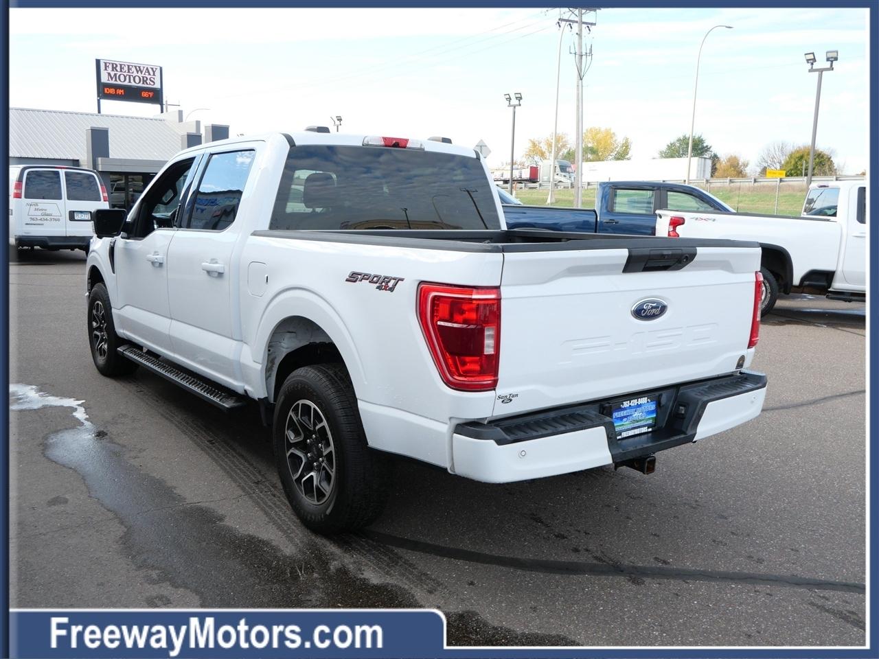 Ford F-150 XLT 4WD SuperCrew 5.5' Box 2022