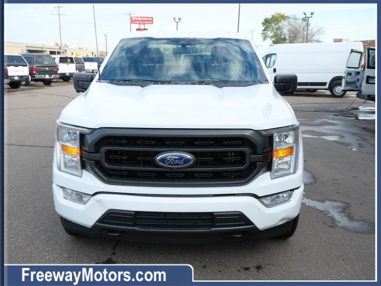 Ford F-150 XLT 4WD SuperCrew 5.5' Box 2022