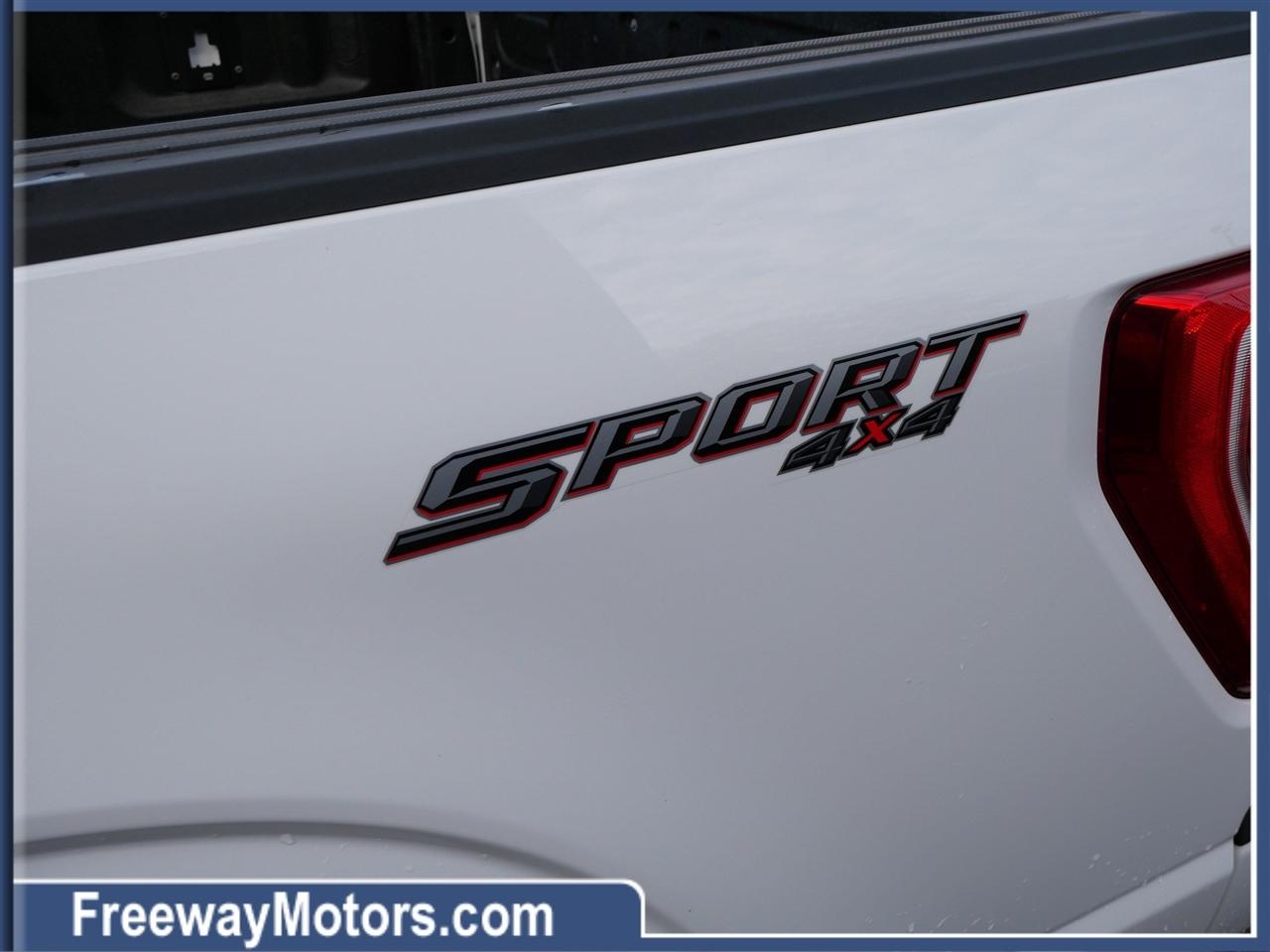 Ford F-150 XLT 4WD SuperCrew 5.5' Box 2022