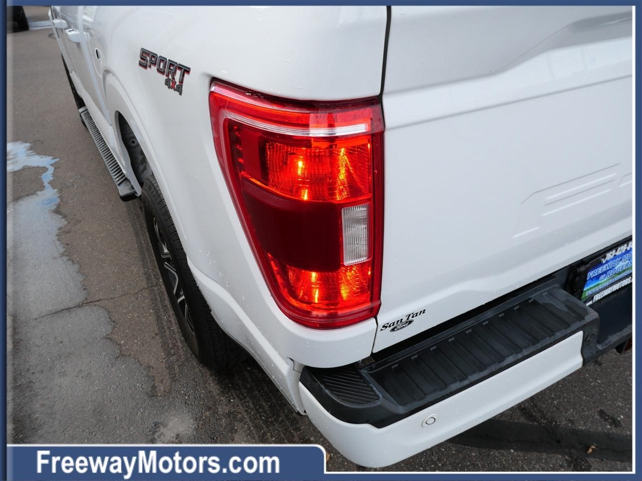 Ford F-150 XLT 4WD SuperCrew 5.5' Box 2022