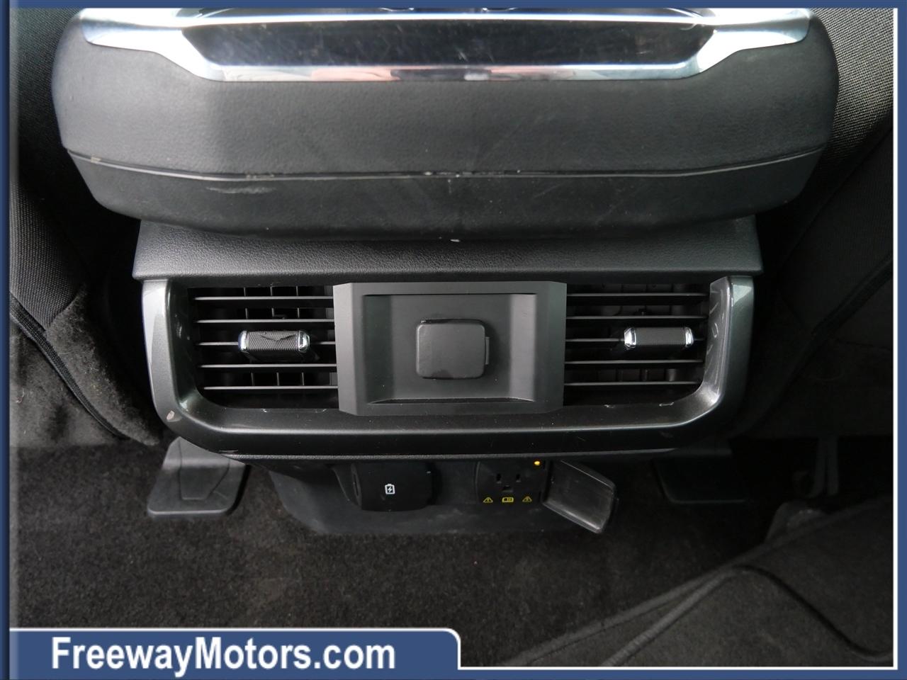 Ford F-150 XLT 4WD SuperCrew 5.5' Box 2022