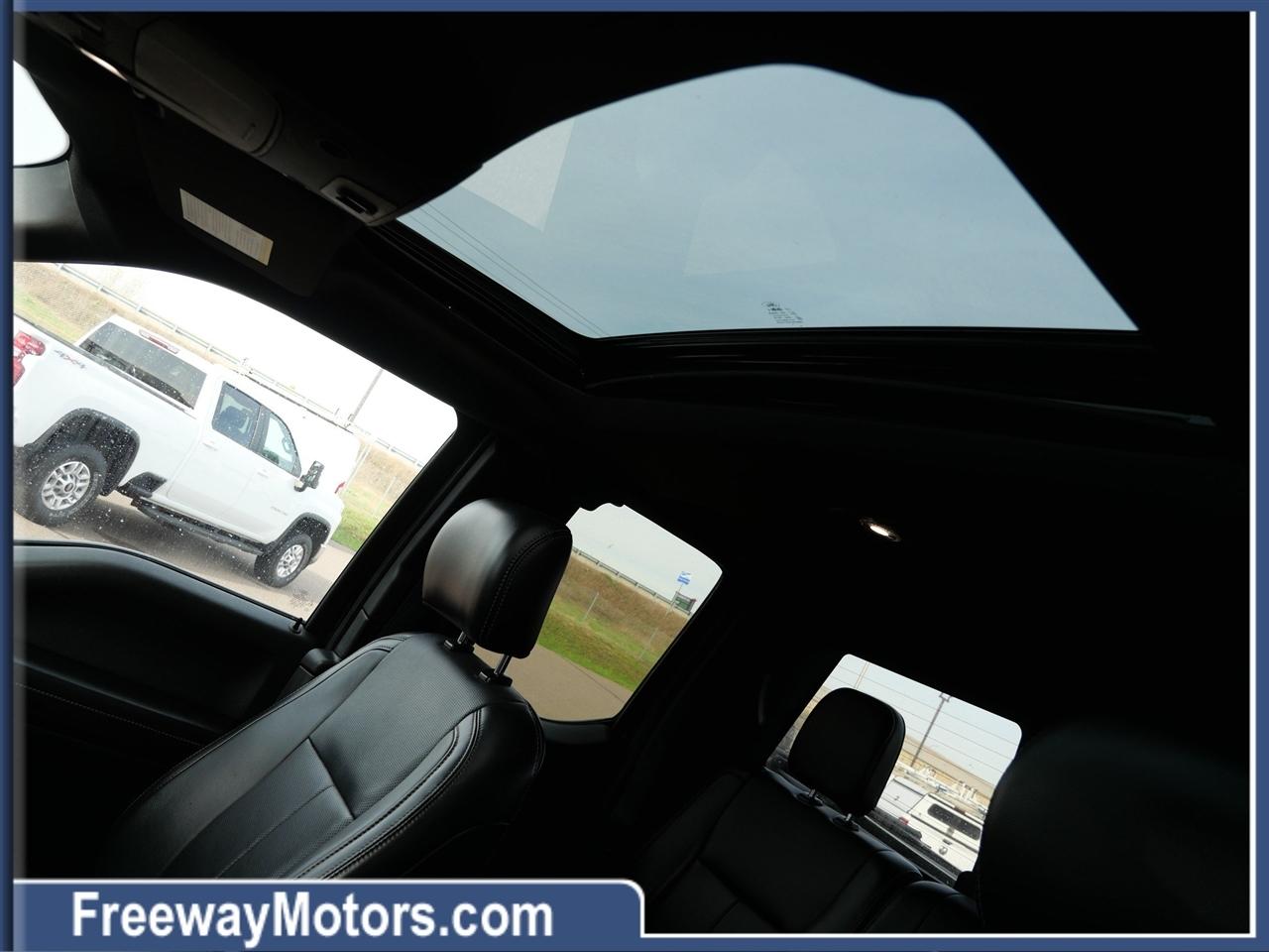 Ford F-150 Supercab 157" Lariat 4WD 2018