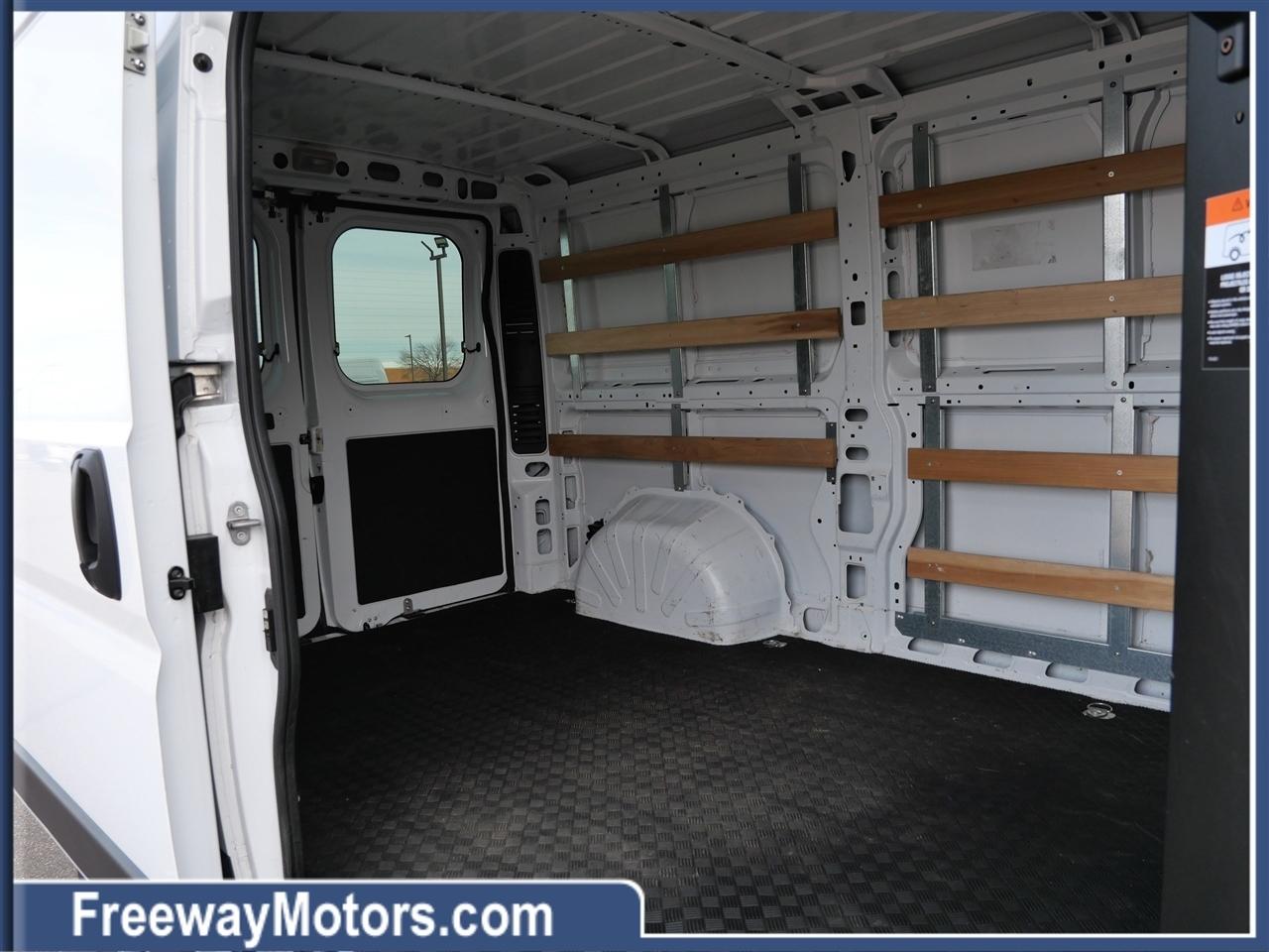 RAM ProMaster Cargo Van Tradesman 2500 Low Roof 136" WB w/Pass Seat 2025