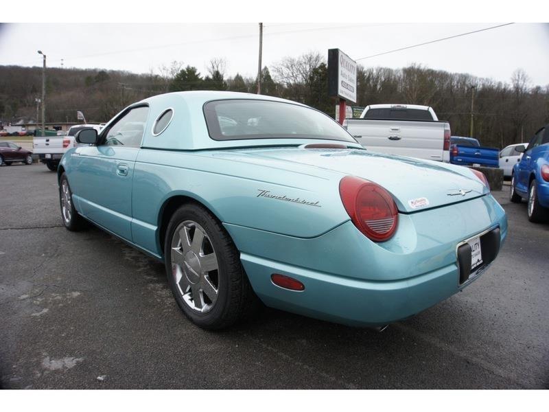 Ford Thunderbird  2002