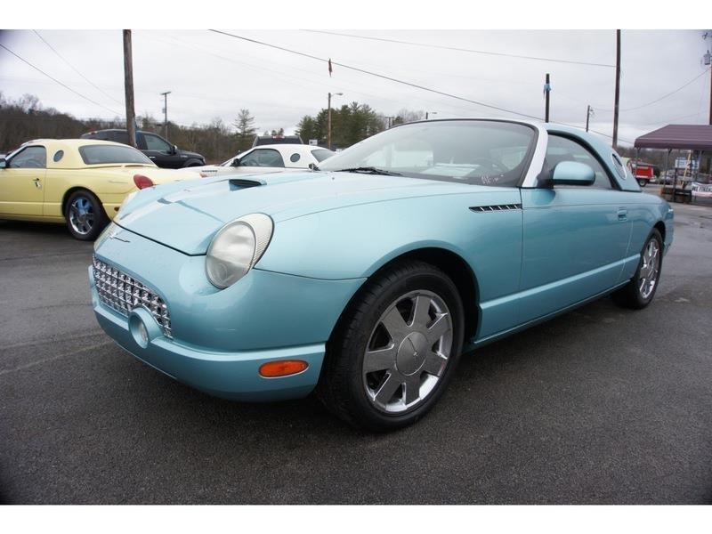 Ford Thunderbird  2002