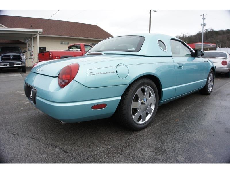 Ford Thunderbird  2002