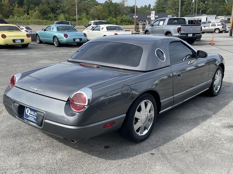 Ford Thunderbird  2003
