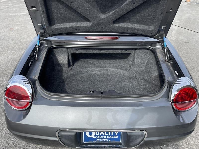 Ford Thunderbird  2003