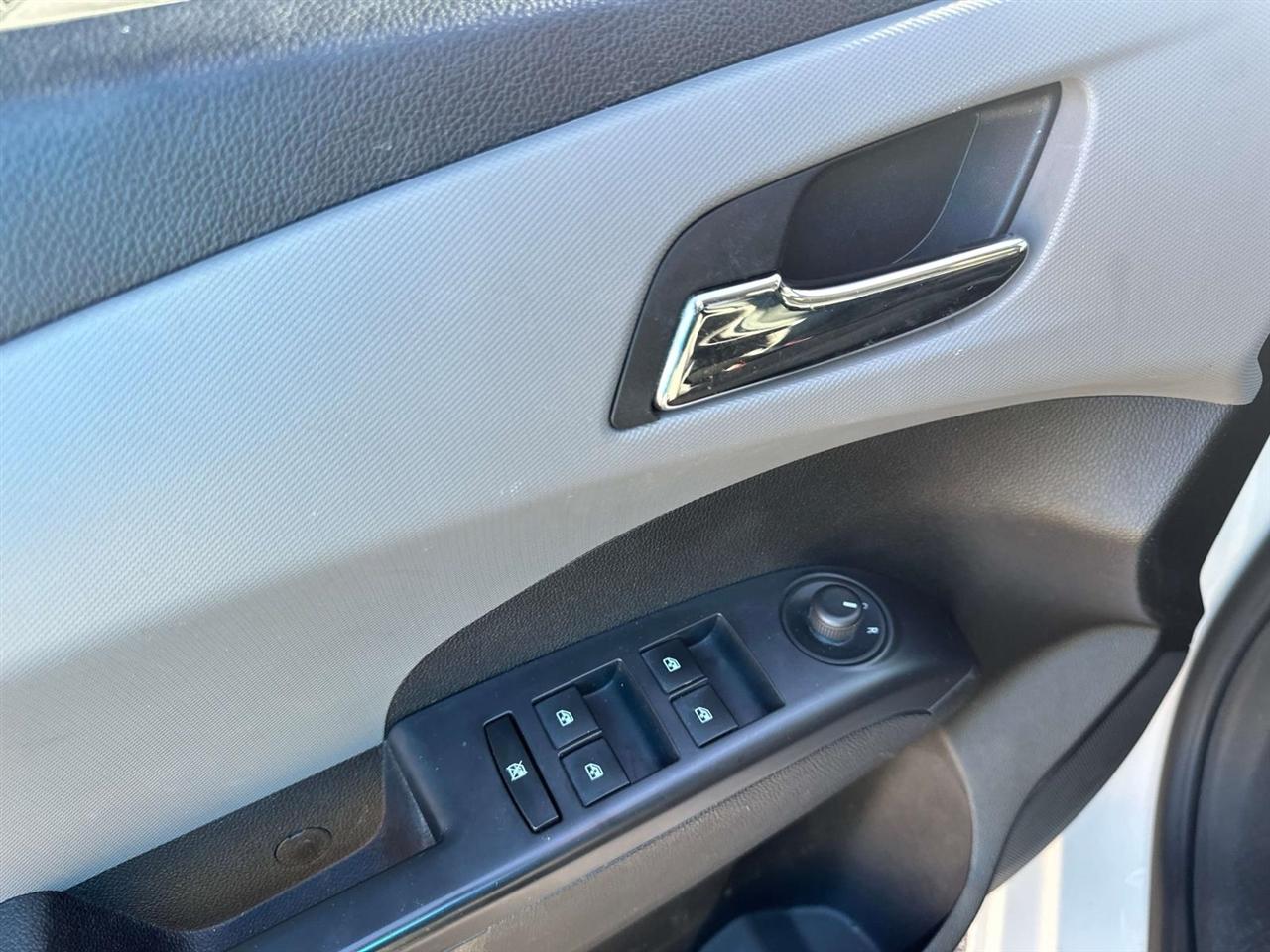 Chevrolet Sonic  2013