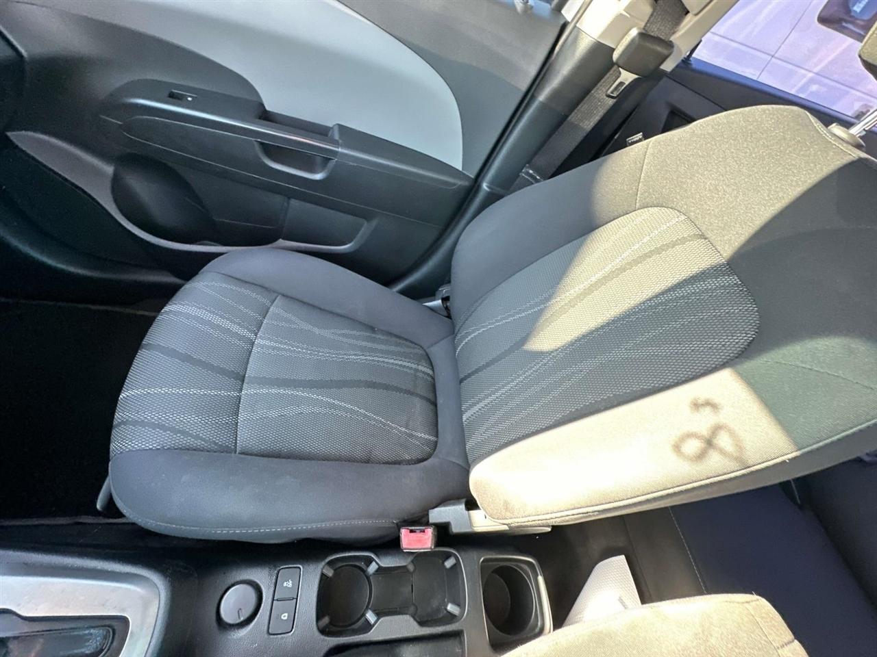 Chevrolet Sonic  2013