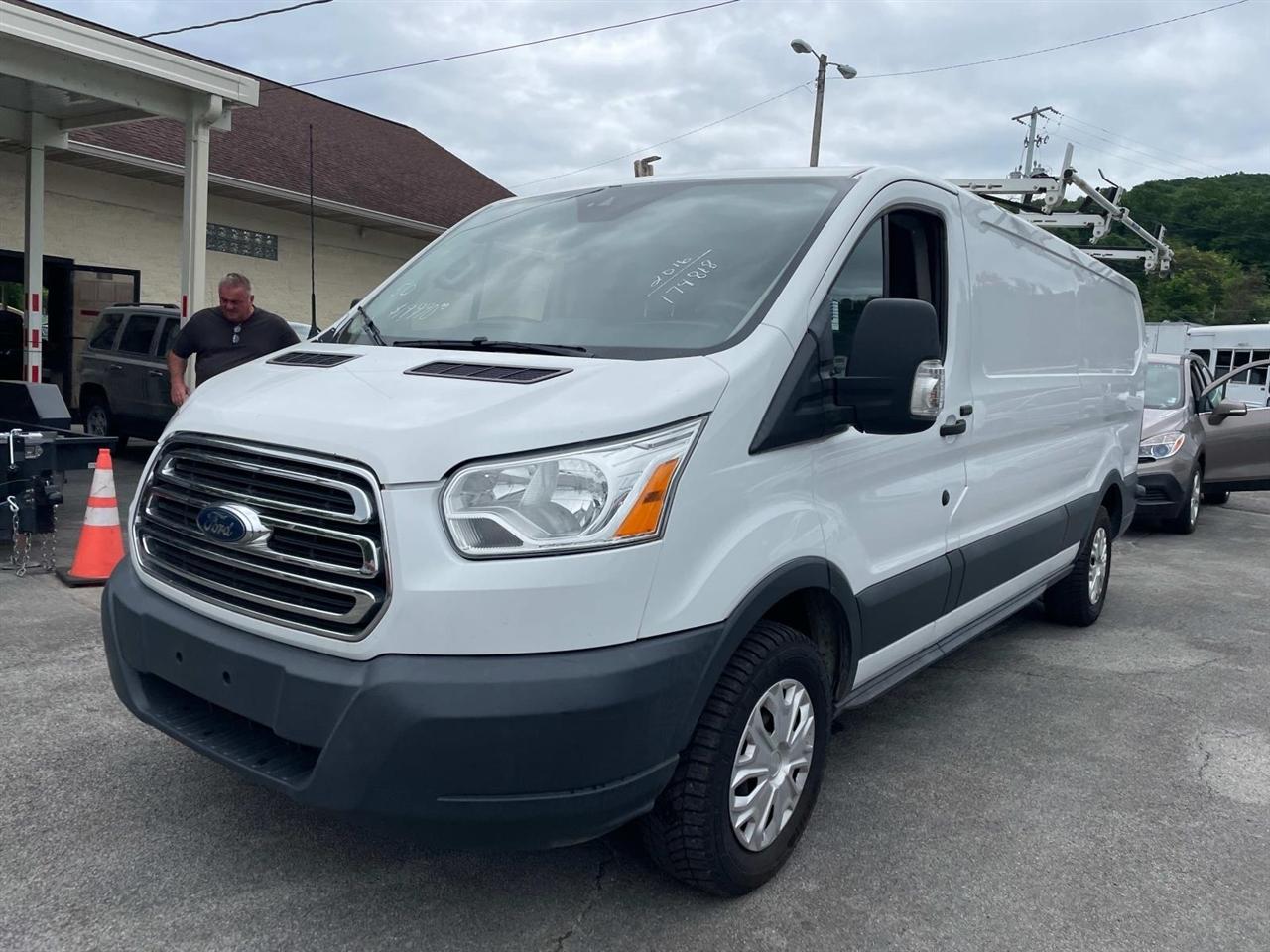Ford Transit  2016