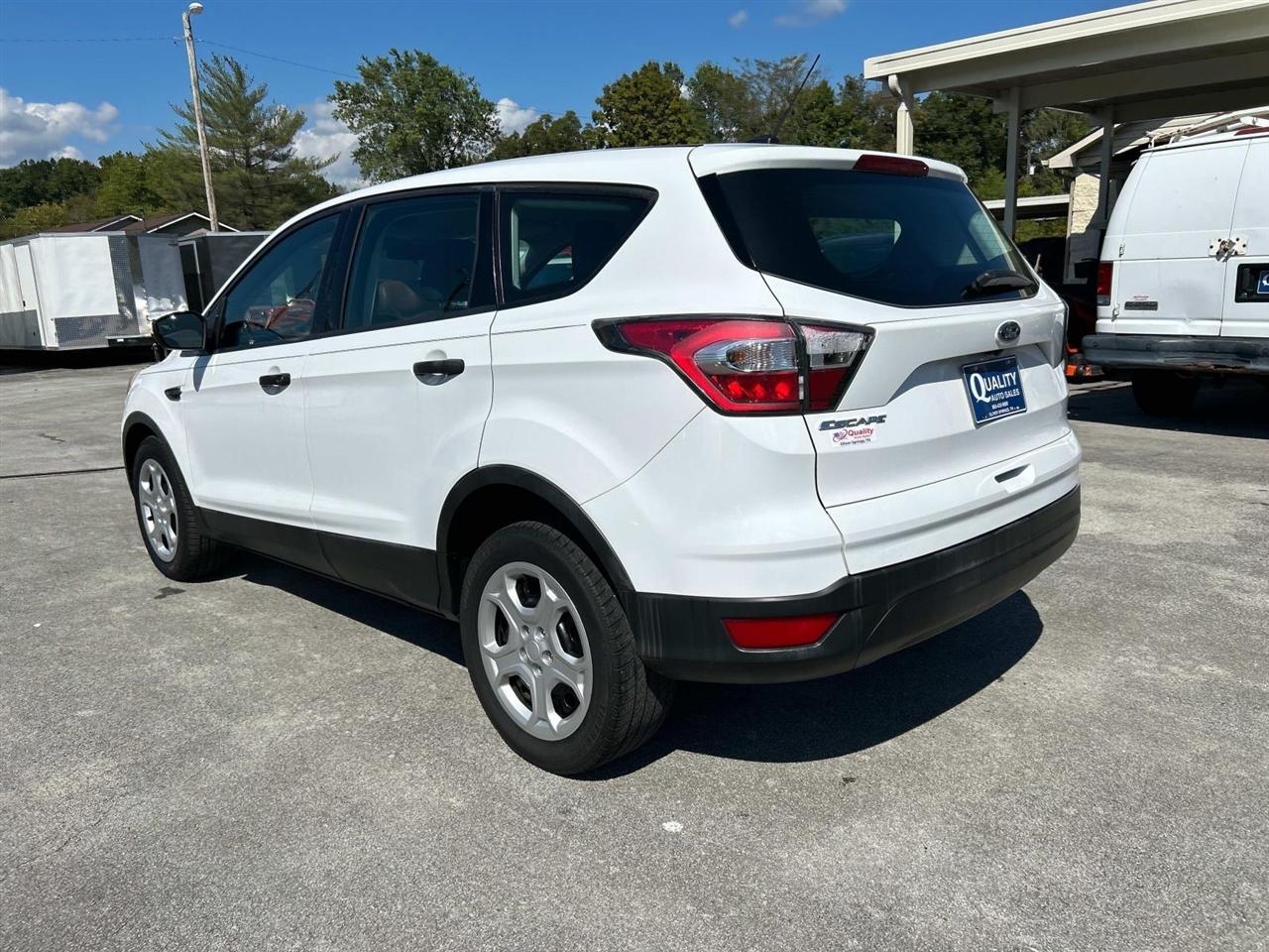Ford Escape  2017