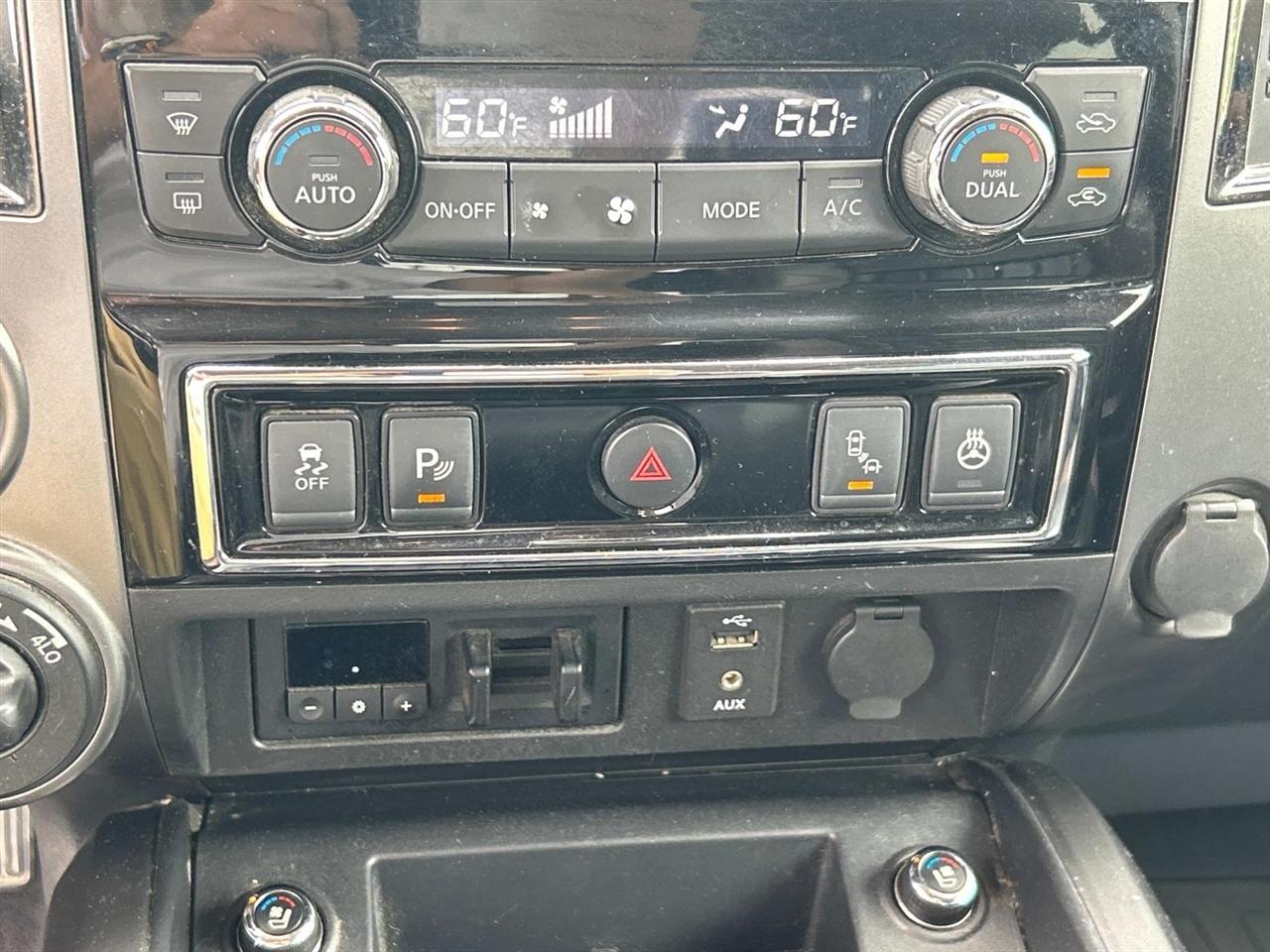 Nissan Titan XD  2017