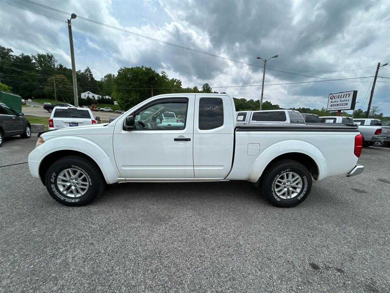 Nissan Frontier  2014