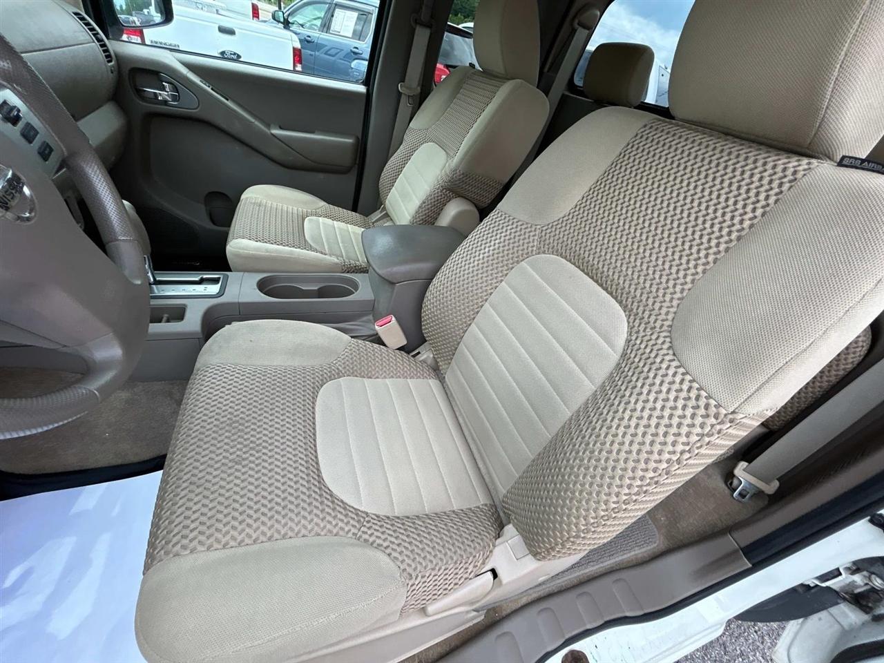 Nissan Frontier  2014