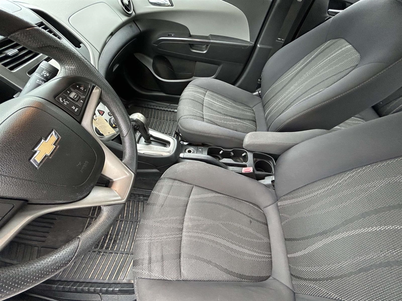 Chevrolet Sonic  2014