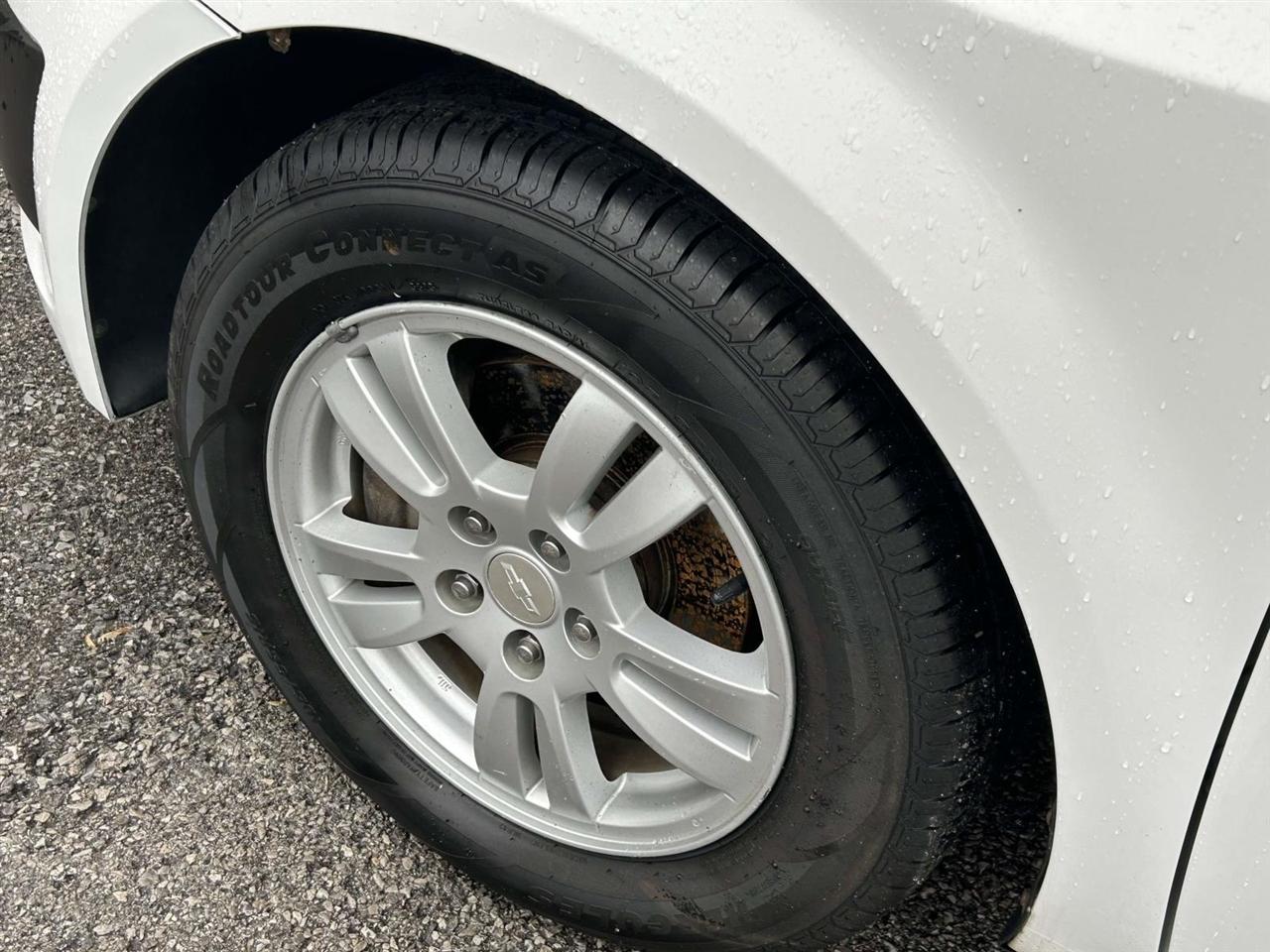 Chevrolet Sonic  2014