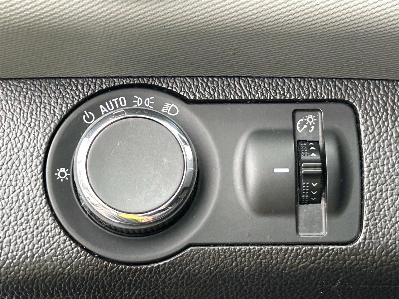 Chevrolet Sonic  2014