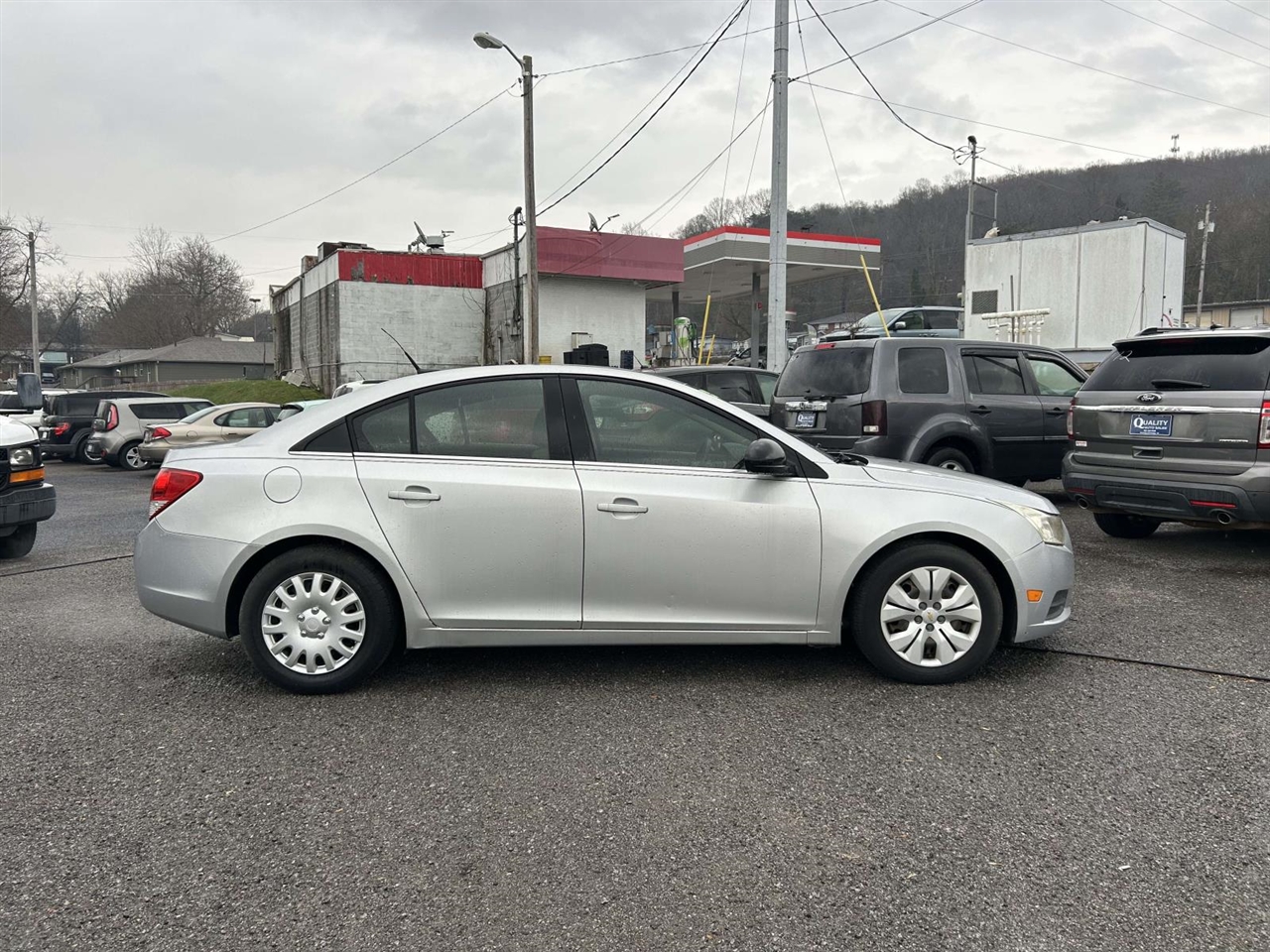 Chevrolet Cruze  2012