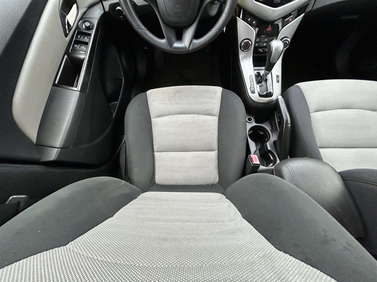 Chevrolet Cruze  2012