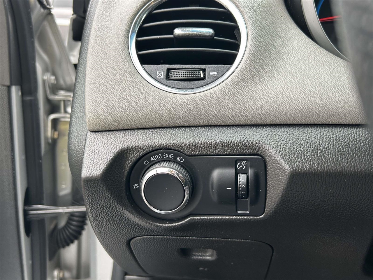 Chevrolet Cruze  2012