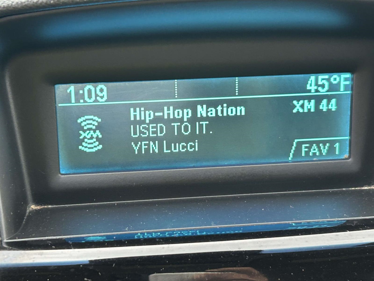 Chevrolet Cruze  2012