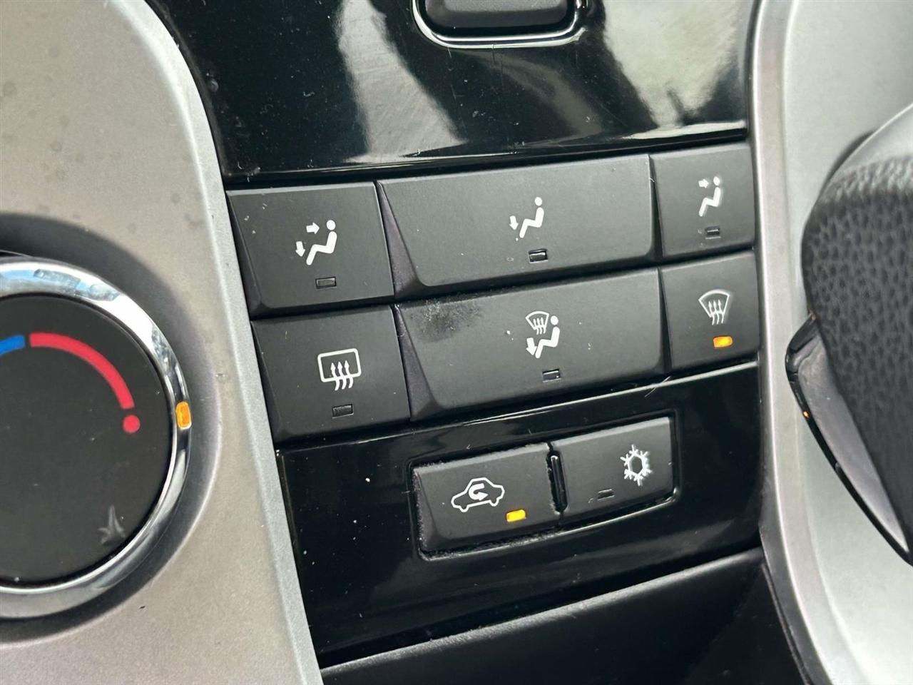 Chevrolet Cruze  2012