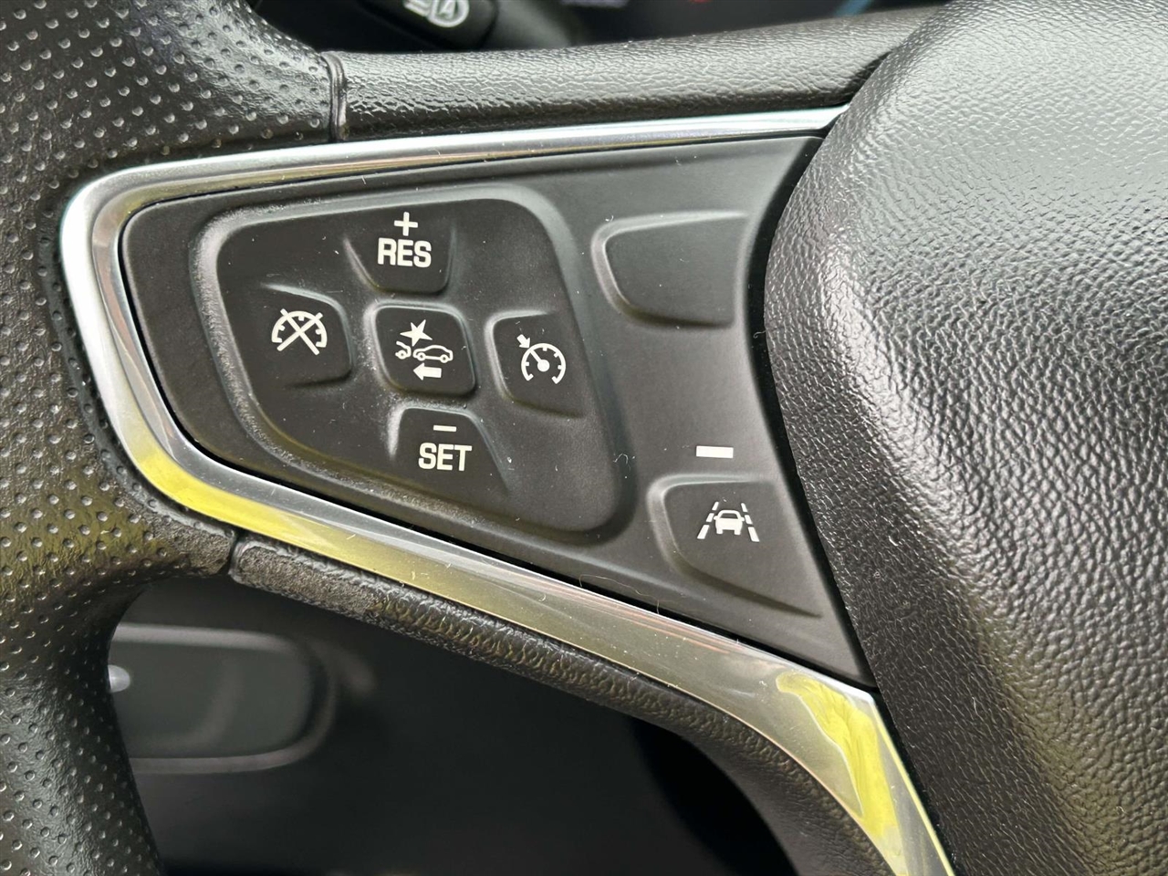 Chevrolet Equinox  2020