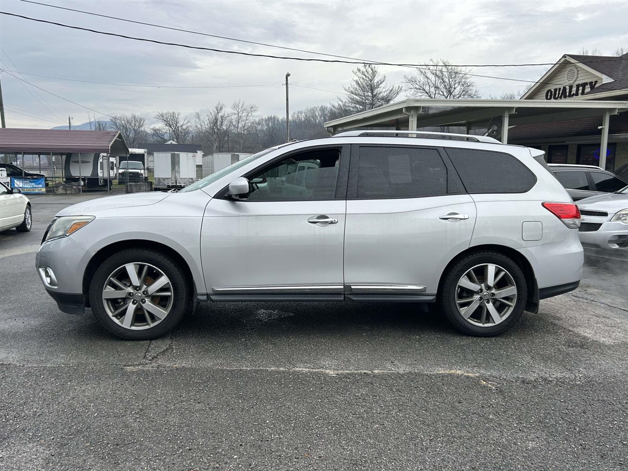 Nissan Pathfinder  2015